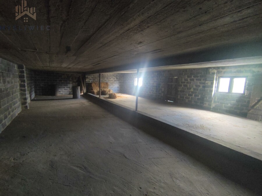 krakowski, Igołomia-Wawrzeńczyce, Wawrzeńczyce, Igołomska, Budowlana 18a / budynkiem 300m2 / przy głównej DK79