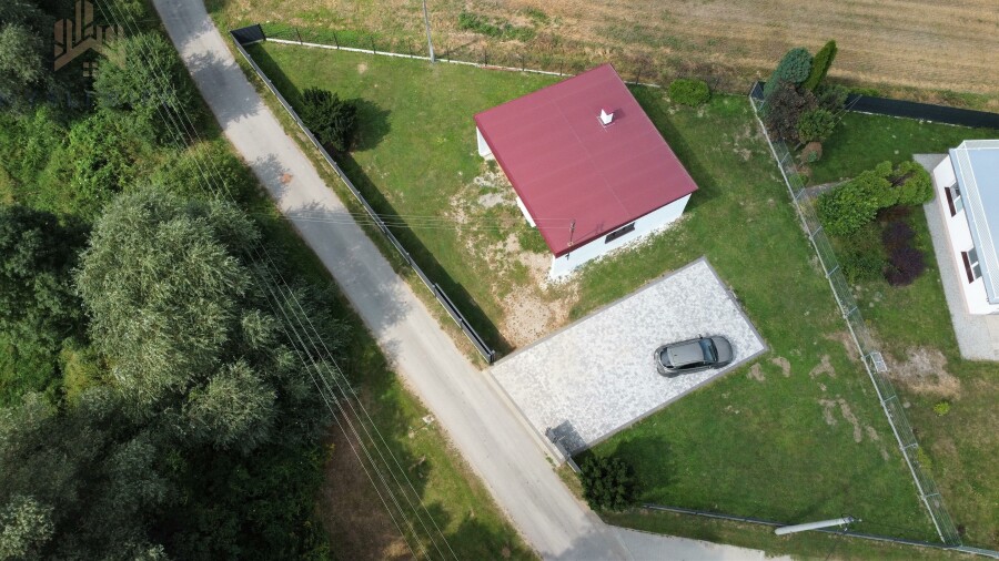 wielicki, Niepołomice, Brzeska, Budynek do adaptacji pod nowoczesny dom