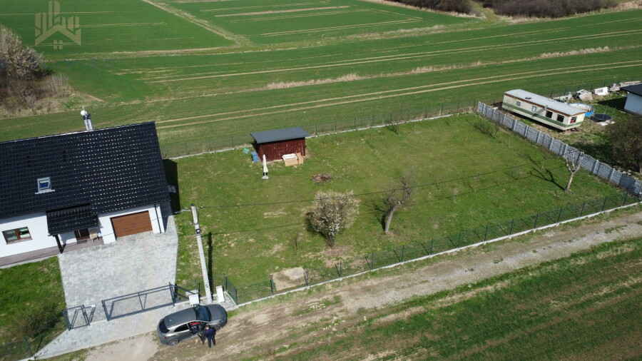 wielicki, Niepołomice, Brzeska, Ogrodzona działka ze wszystkimi mediami