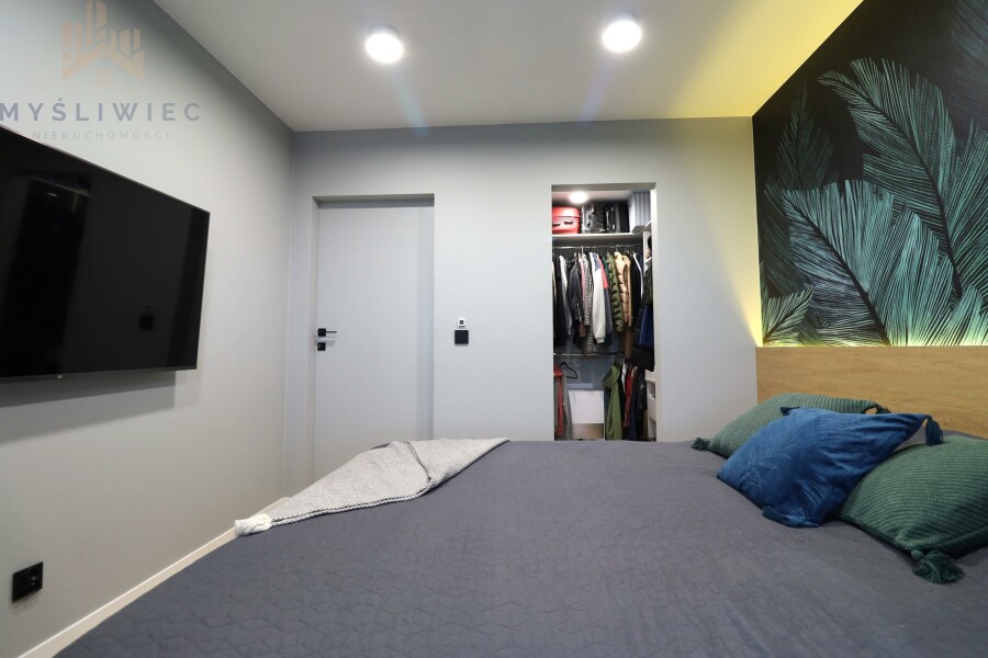 Kraków, Dębniki, Bpa. Albina Małysiaka, Do wejścia / taras 30m / hala garażowa/ smart home