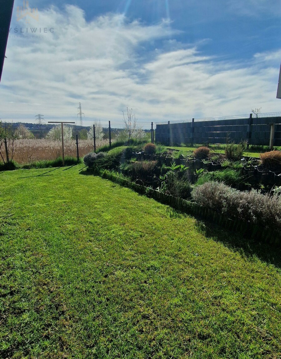 Kraków, Dębniki, Bpa. Albina Małysiaka, Do wejścia / taras 30m / hala garażowa/ smart home