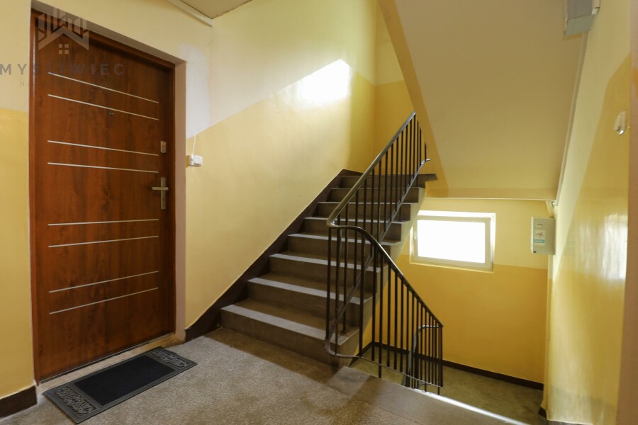 Kraków, os. Jagiellońskie, Mieszkanie do wejścia blisko tramwaju, MPEC