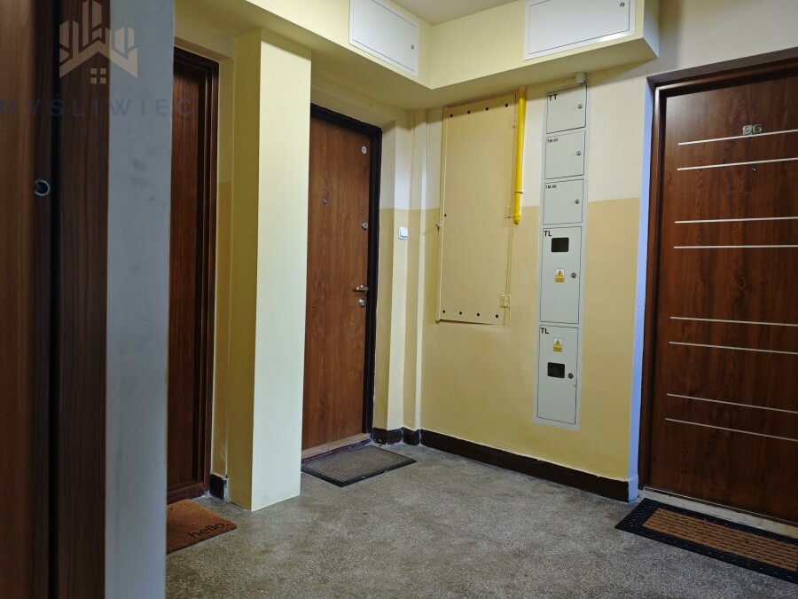 Kraków, os. Jagiellońskie, Mieszkanie do wejścia blisko tramwaju, MPEC