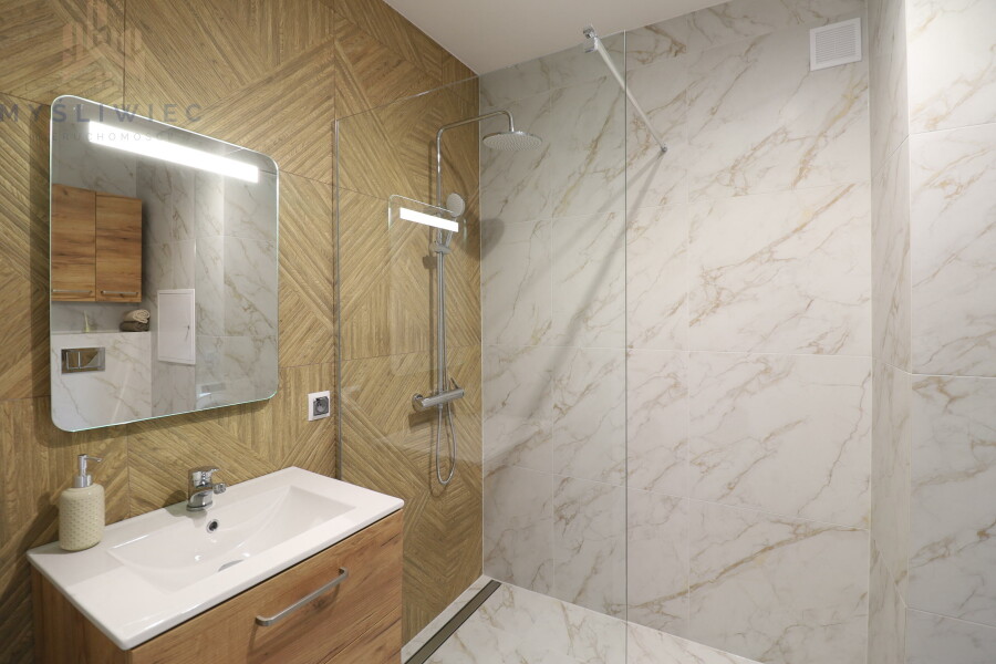 Kraków, Kraków-Podgórze, Obozowa, Bez prowizji | Gotowe Do Zamieszkania | Ogródek | Taras | Ul. Obozowa