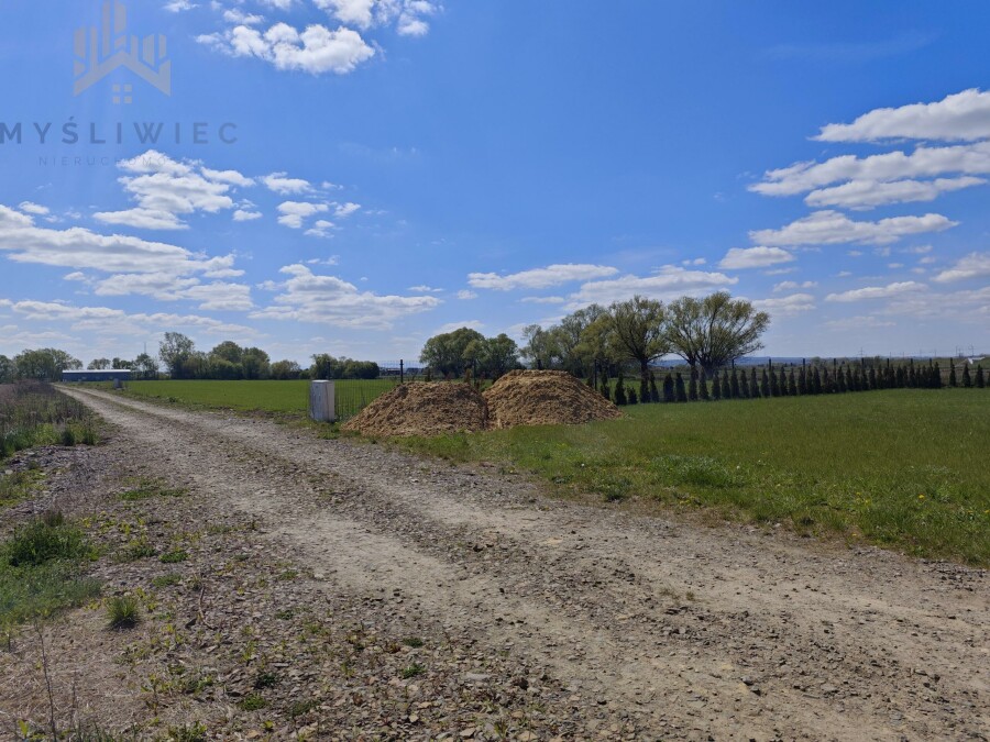 Kraków, Kraków-Nowa Huta, Nowa Huta, Podstawie, Działka budowlana  1000 m² | prąd, woda, kanalizacja | WZ | Przylasek