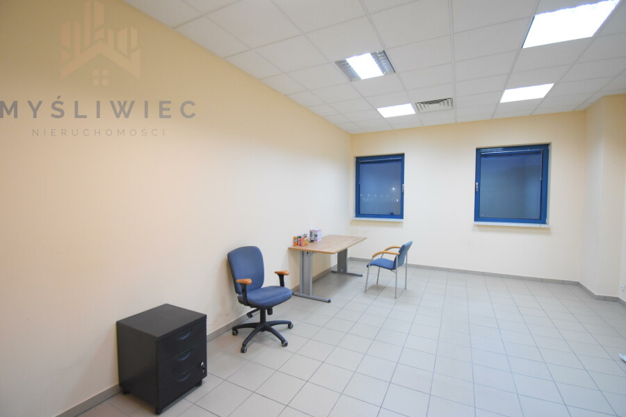 krakowski, Zabierzów, Balice, Sportowa, Biura i powierzchnie magazynowe / różne metraże / pierwsze piętro