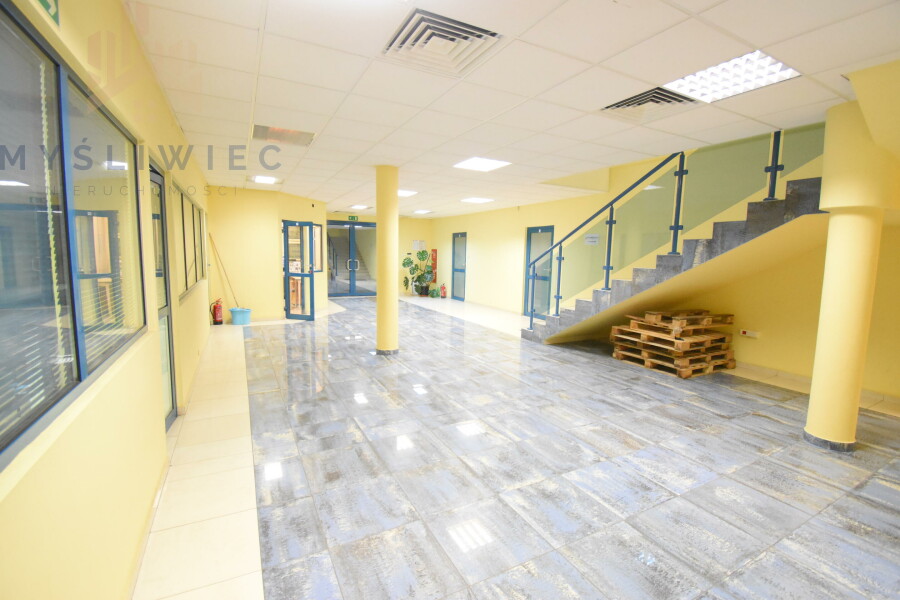 krakowski, Zabierzów, Balice, Sportowa, Biura i powierzchnie magazynowe / różne metraże / pierwsze piętro