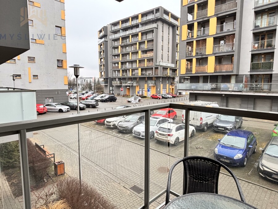 Kraków, Kraków-Nowa Huta, Czyżyny, Marii Dąbrowskiej, 3 pokojowe do wejścia / zamknięte osiedle / 2015 rok / tramwaj