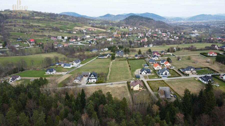 limanowski, Dobra, Pięknie położona pod lasem działka budowlana 17a / przy drodze / media