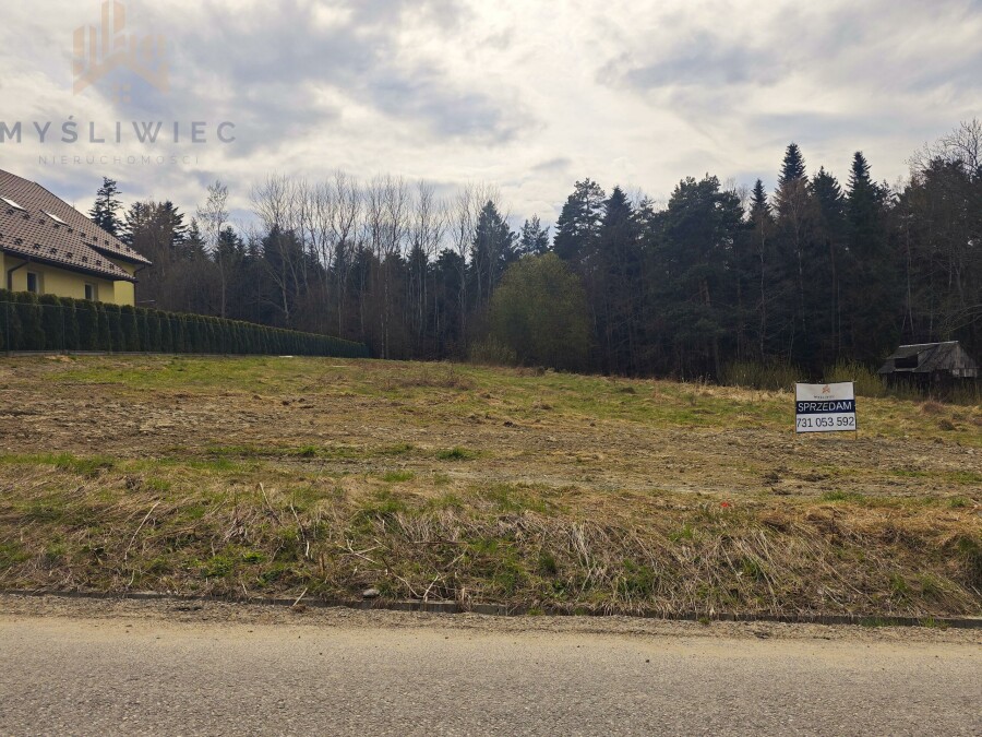 limanowski, Dobra, Pięknie położona pod lasem działka budowlana 17a / przy drodze / media