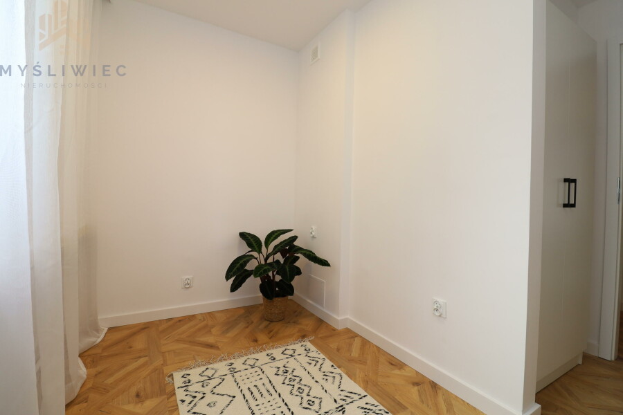 Kraków, Kraków-Podgórze, Wielicka, Wykończone | umeblowane | salon z aneksem + 2 sypialnie | balkon