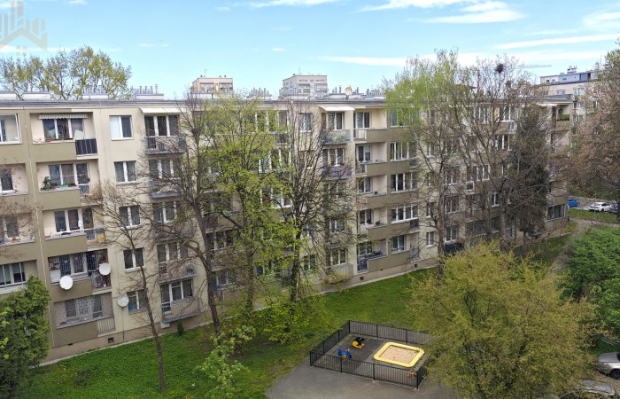 małopolskie, Kraków, Ustawne mieszkanie do remontu w świetnej okolicy