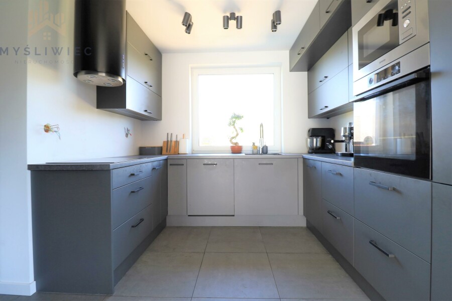 bocheński, Rzezawa, Dąbrówka, Nowy, przestronny dom  w pięknej okolicy pod lasem