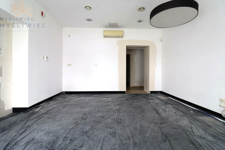 Kraków, Kraków-Śródmieście, Prądnik Czerwony, Pilotów, Lokal z witryną na Olszy , duży ruch pieszy, AC